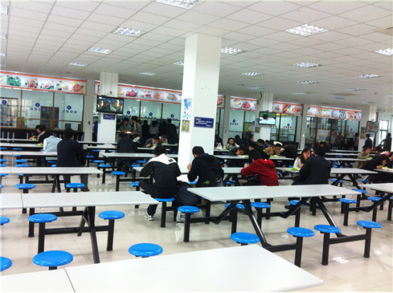 食堂承包讓企業(yè)輕裝上陣，提高競(jìng)爭(zhēng)力
